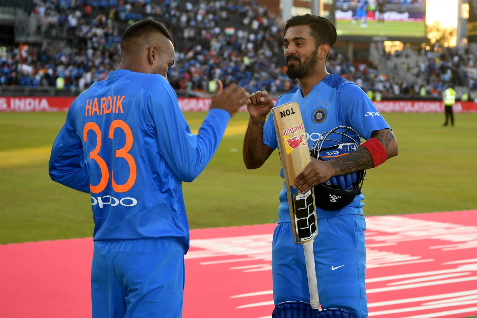Pandya and Rahul have been slapped with show cause notices